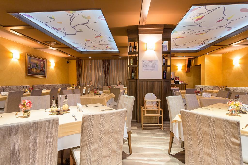 Green Wood Hotel & Spa 班斯科 外观 照片