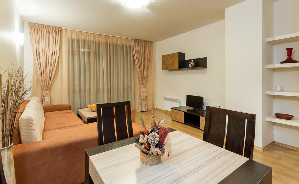 Green Wood Hotel & Spa 班斯科 外观 照片
