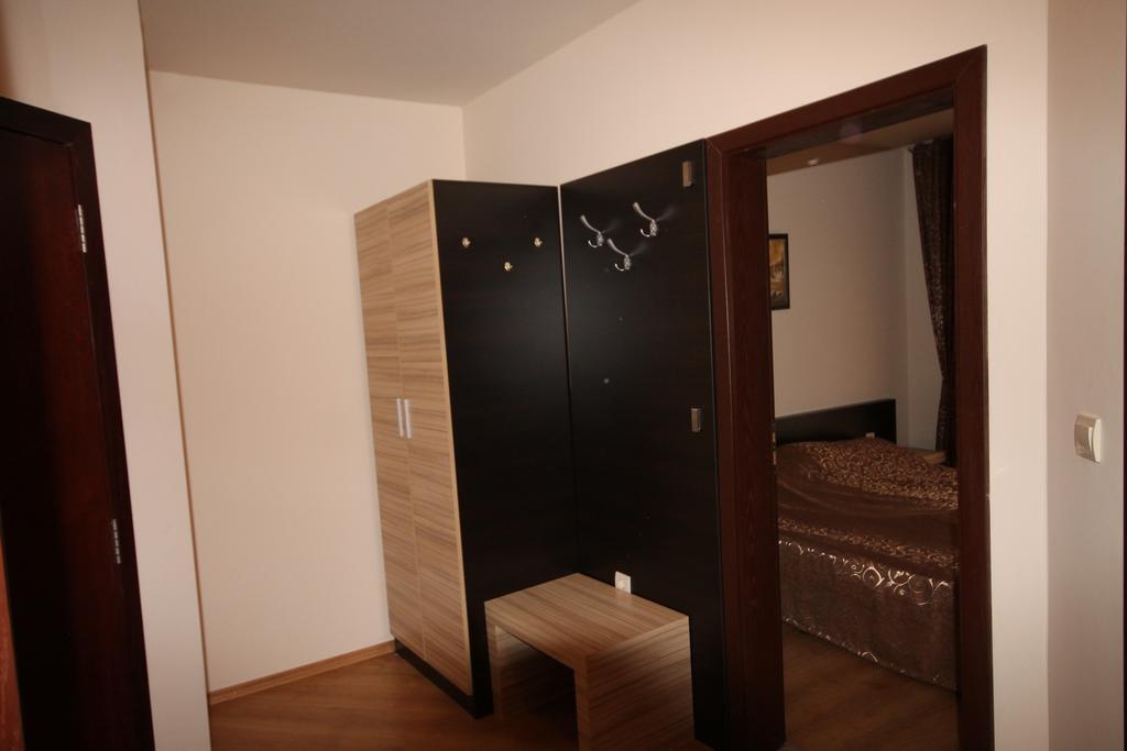 Green Wood Hotel & Spa 班斯科 客房 照片